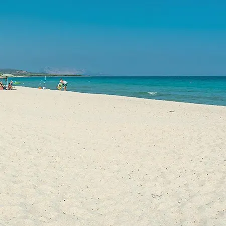 250 Metri Dal Mare Apartamento Budoni